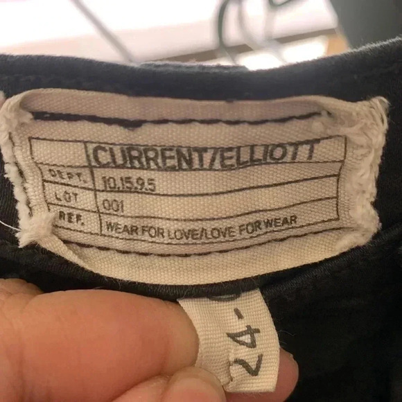 Current/Elliott The Soho Zip Stiletto Skinny Ankle Black Coated Jeans Size 24 - Picture 8 of 8